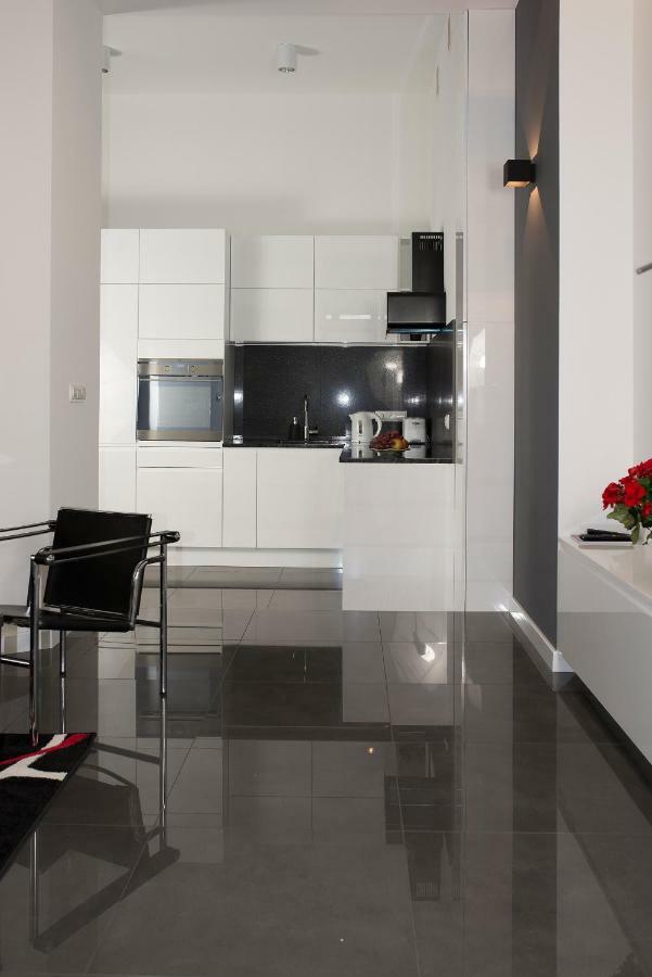 Art Room Boutique Apartment Краков Экстерьер фото