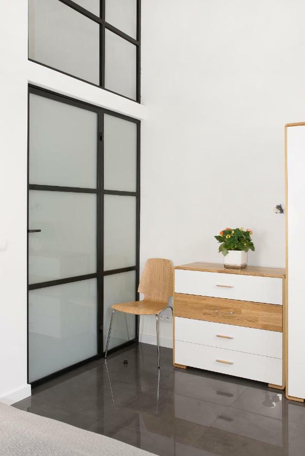 Art Room Boutique Apartment Краков Экстерьер фото