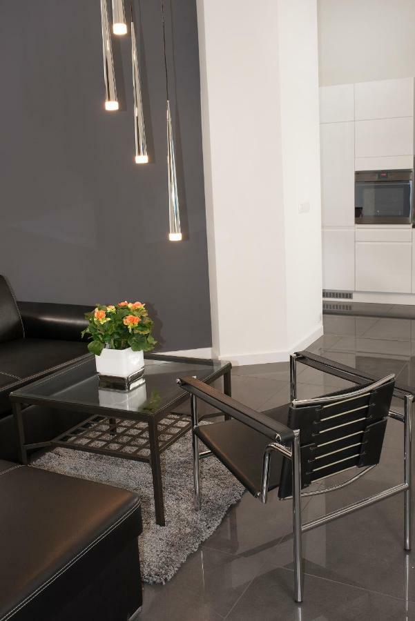 Art Room Boutique Apartment Краков Экстерьер фото